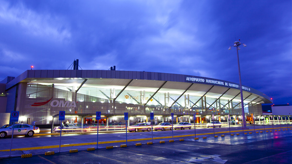 Aeropuerto Internacional Mariano Escobedo